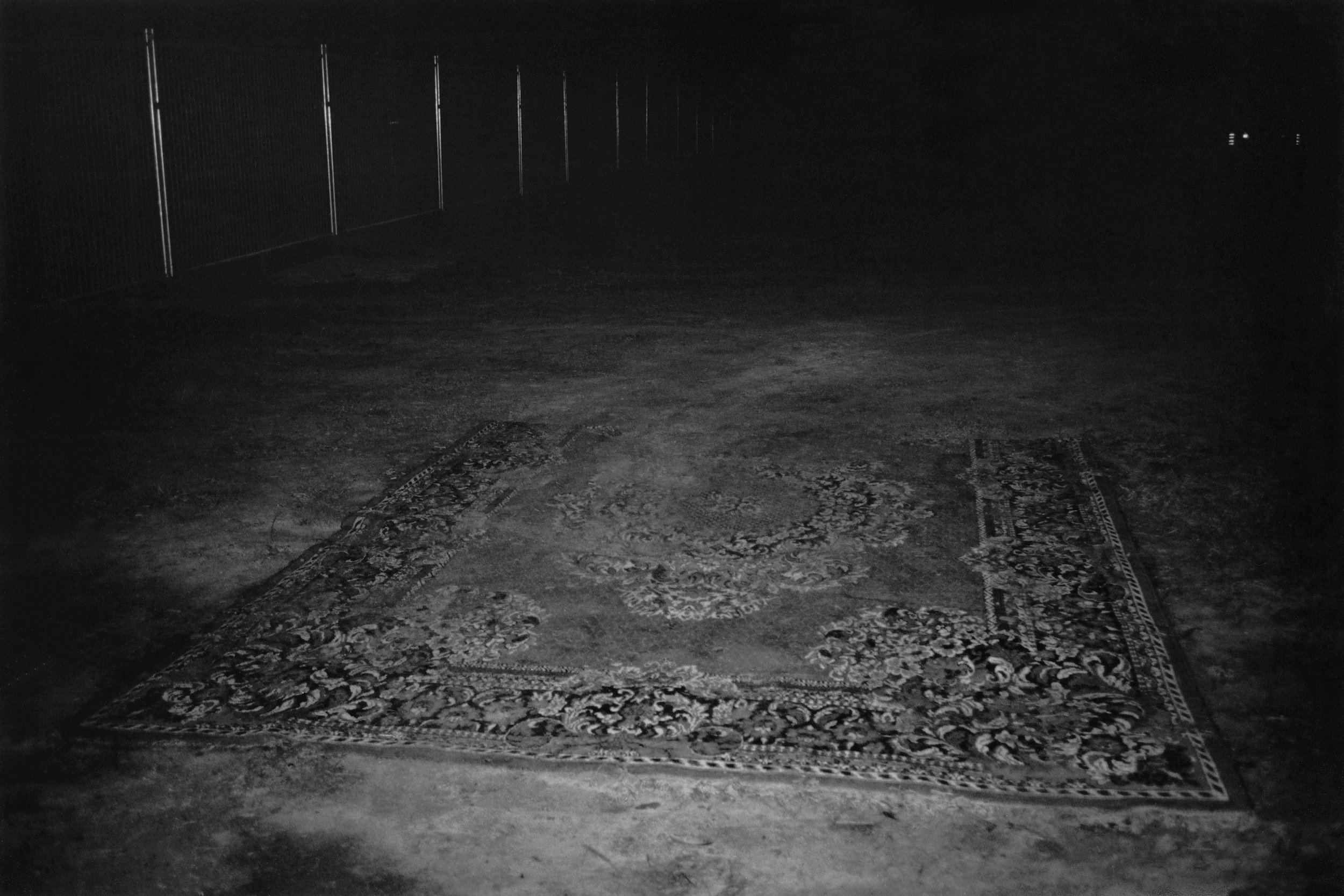 T.A.-A.N.-96 , 1996 120 x 180 cm, gelatin silver print © Dirk Braeckman / Courtesy of Zeno X Gallery, Antwerp