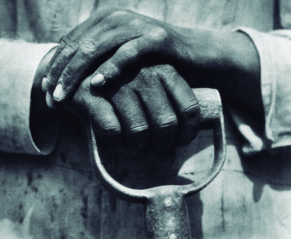 Hand and Shovel, Photograph by: Tina Modotti