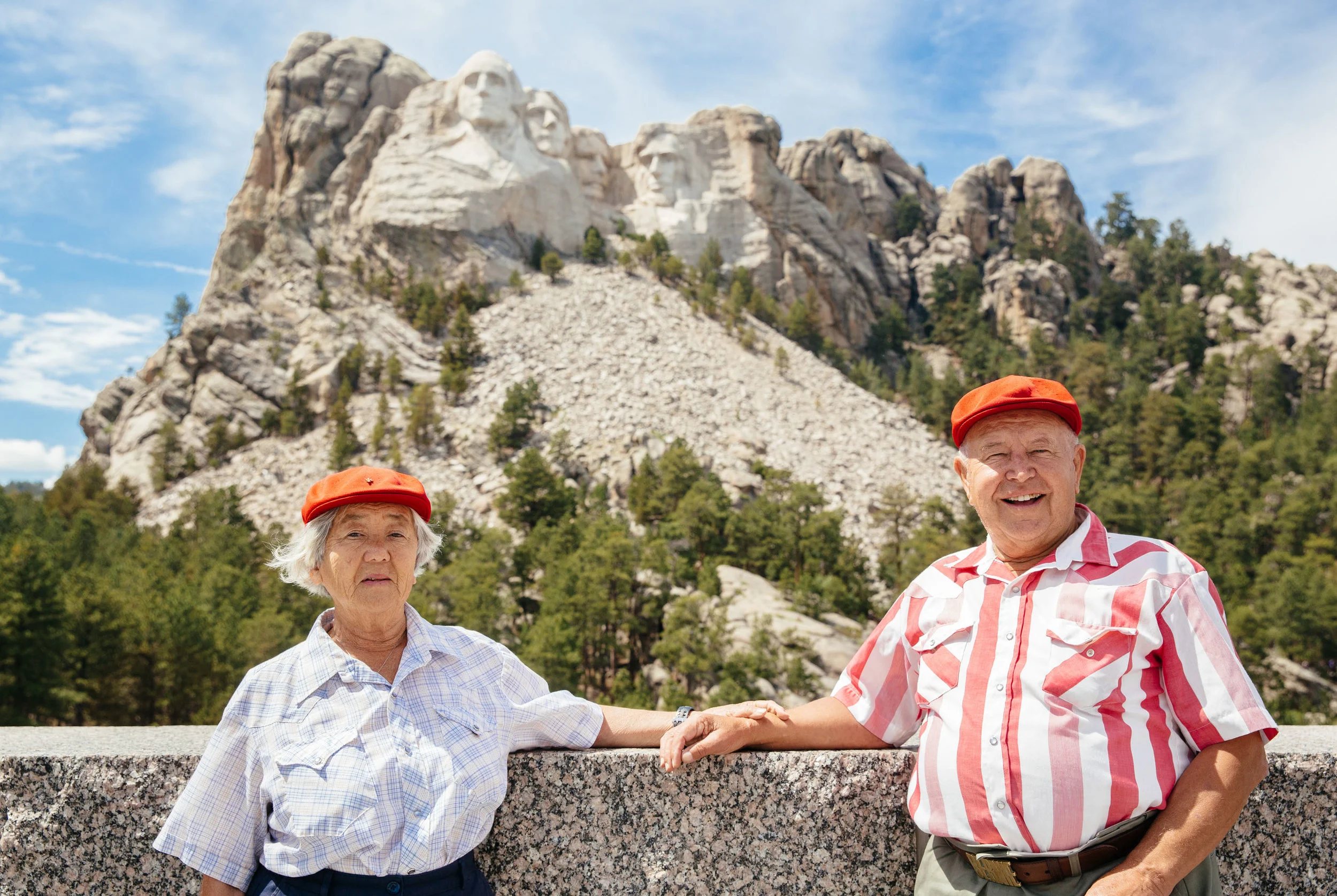 Miyako & Bernie visit Mount Rushmore, South Dakota © Jennifer Emerling