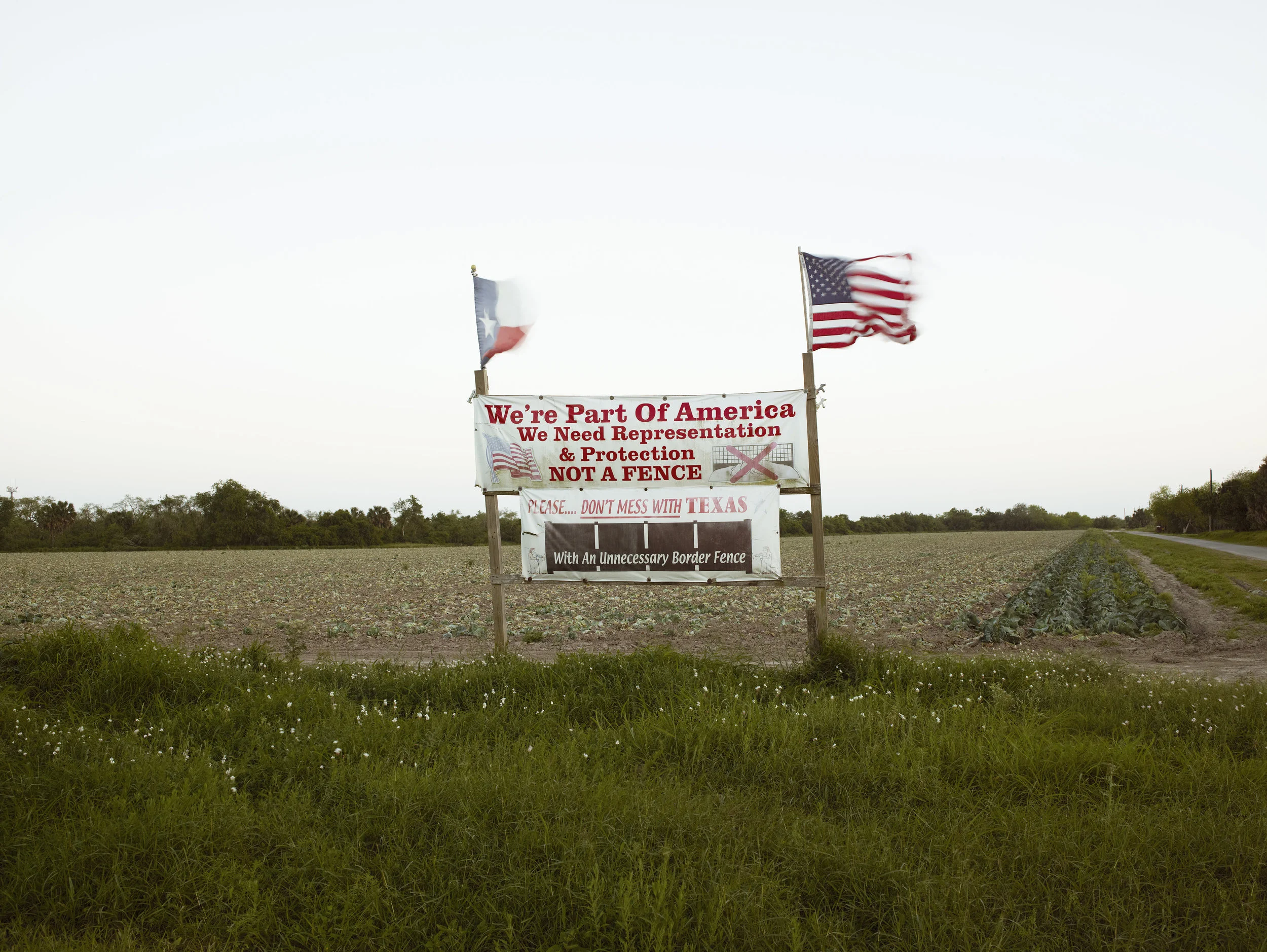 Richard Misrach, Protest sign, Brownsville, Texas , 2014