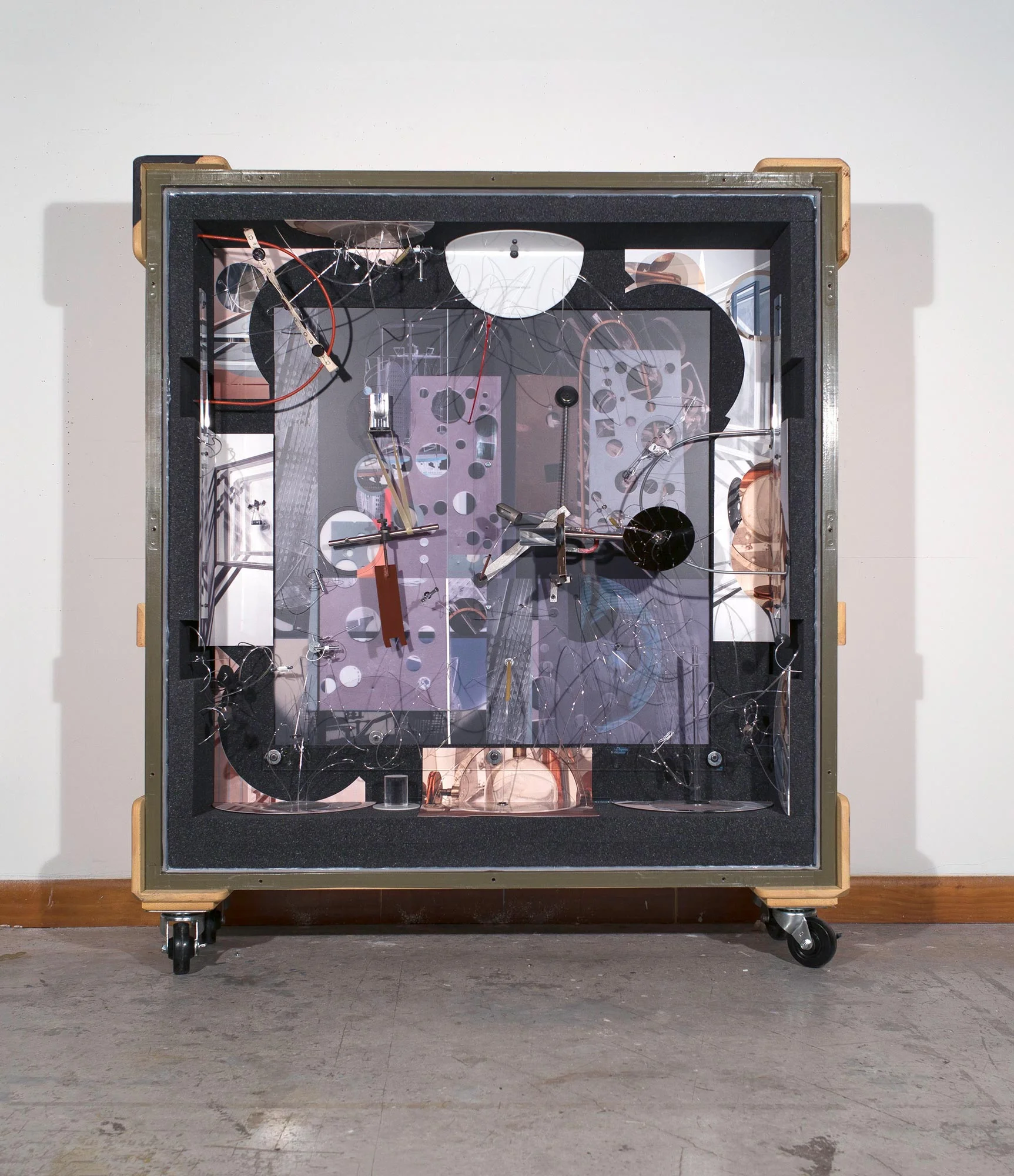 Untitled 022 (Crate 9), 2017 © Maria Martinez - Cañas, Courtesy Julie Saul Gallery