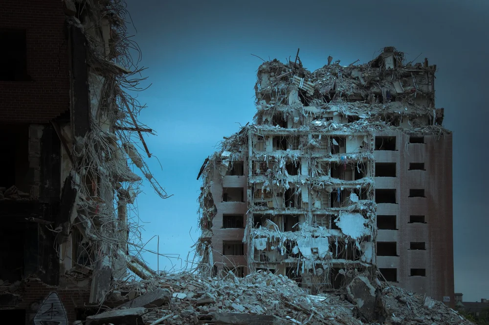 "It was very risky" Seph Lawless on His Viral Photos of Abandonment