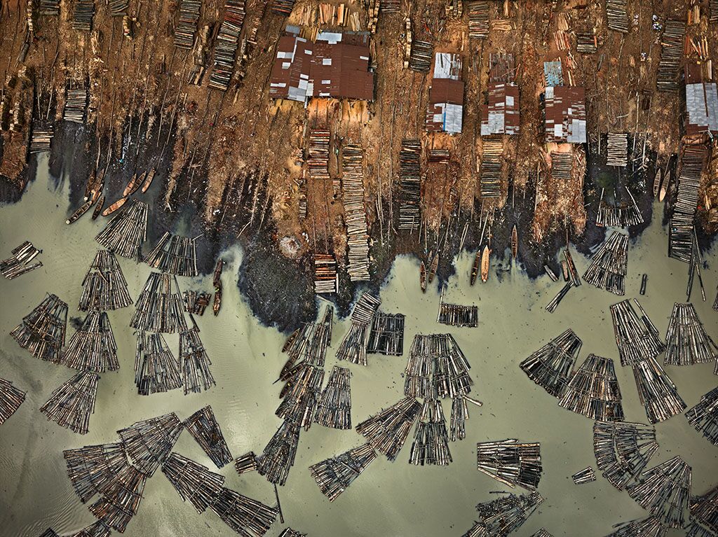 © Edward Burtynsky provided by Sutton PR. Master of Photography for Photo London’s 2018 edition is Canadian fine art photographer Edward Burtynsky. This photograph is a highlight from his featured exhibition, a selection of work extracted from Anthropocene , his latest project.