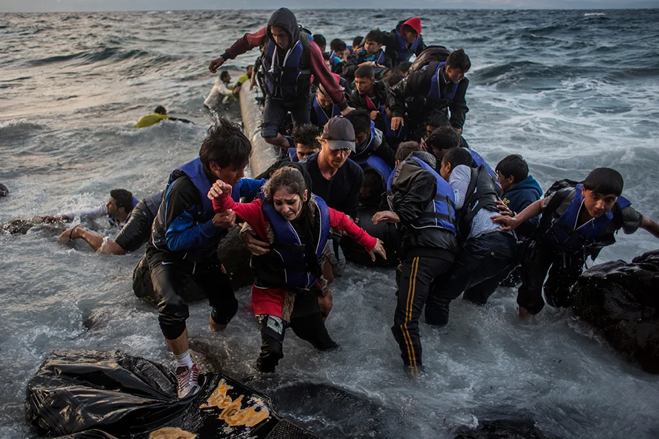 Migrant Crisis in Lesbos © Martin Divisek