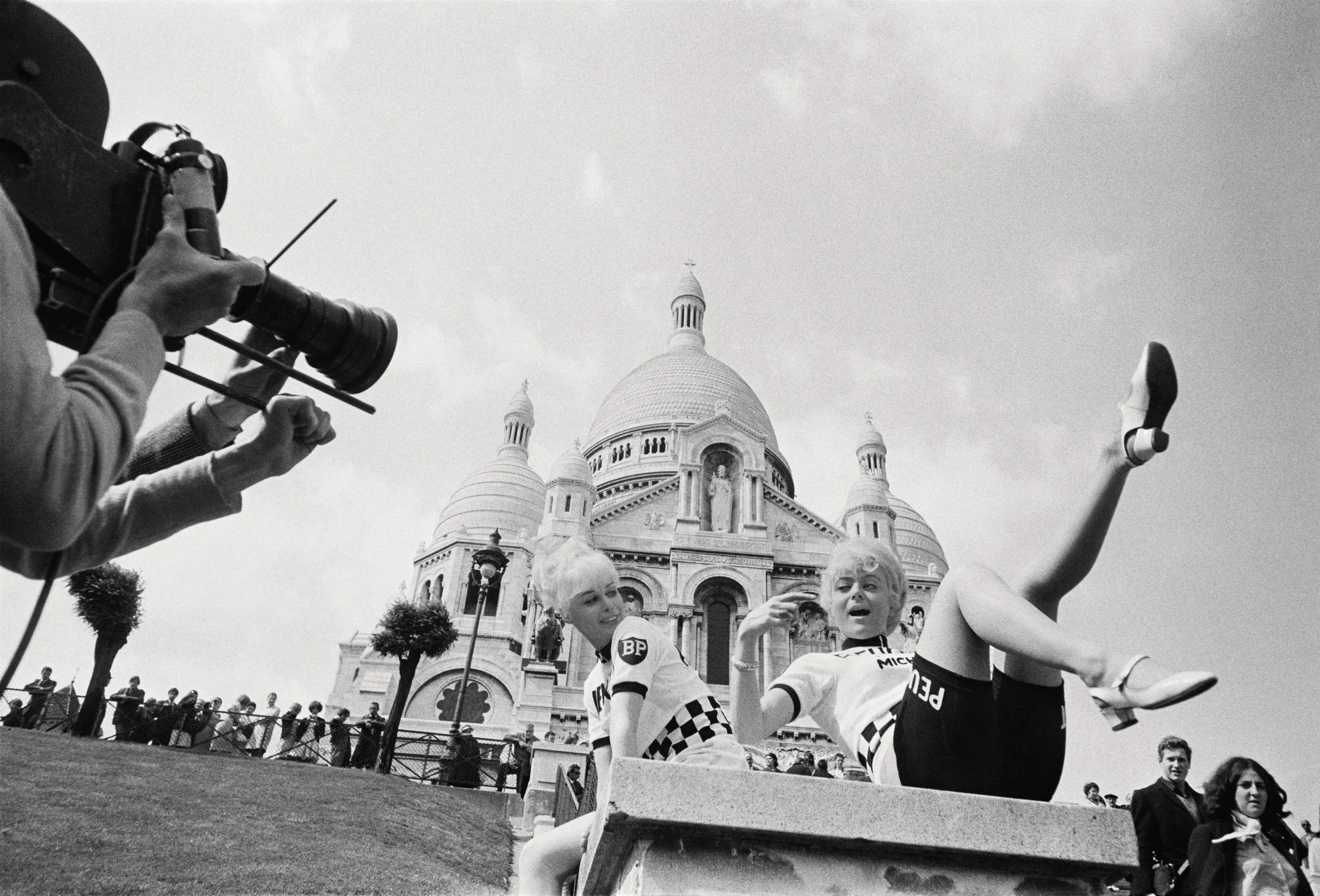 Courtesy and Copyright of Joel Meyerowitz Paris, France, 1967