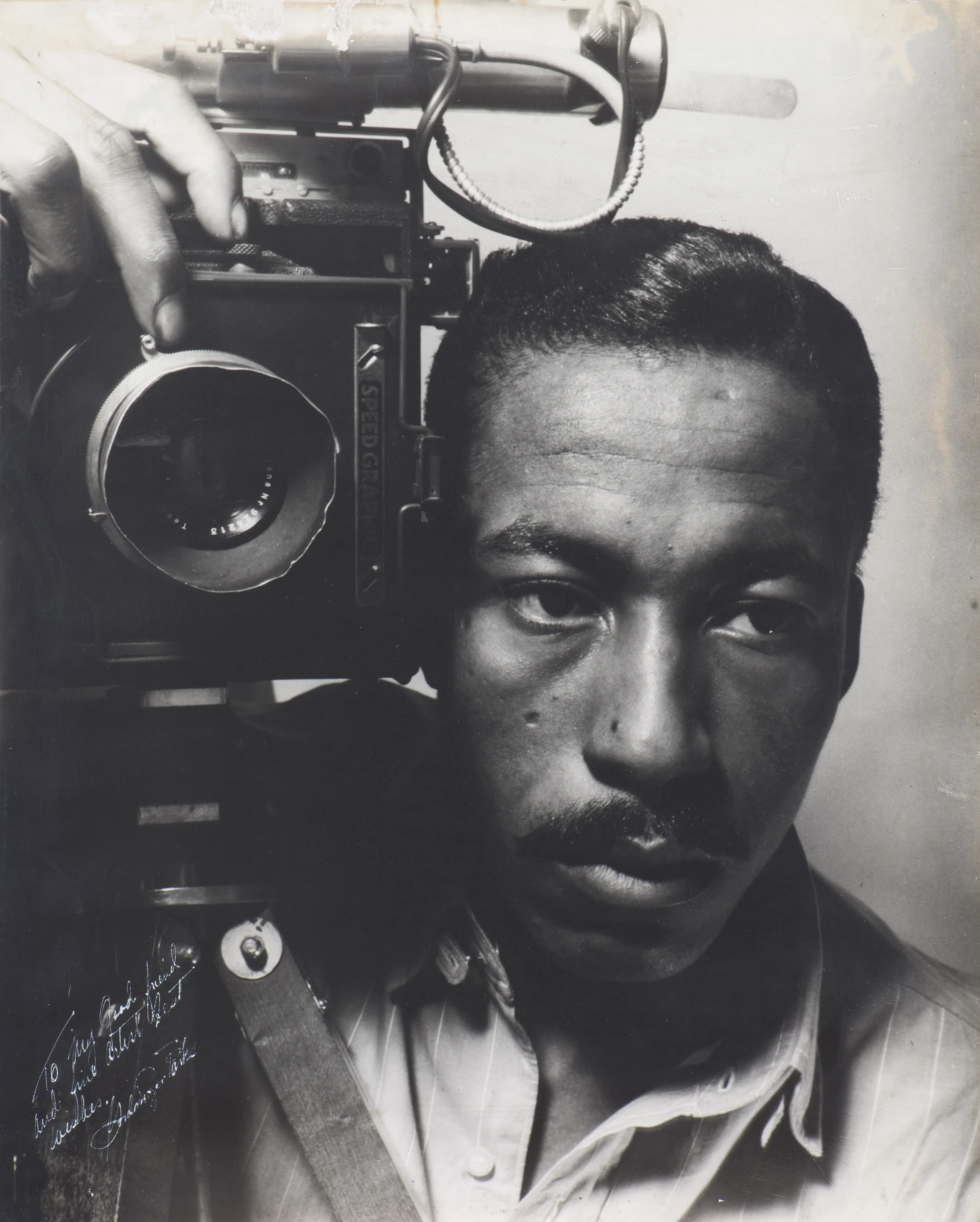 Self-portrait. 1941 © Gordon Parks