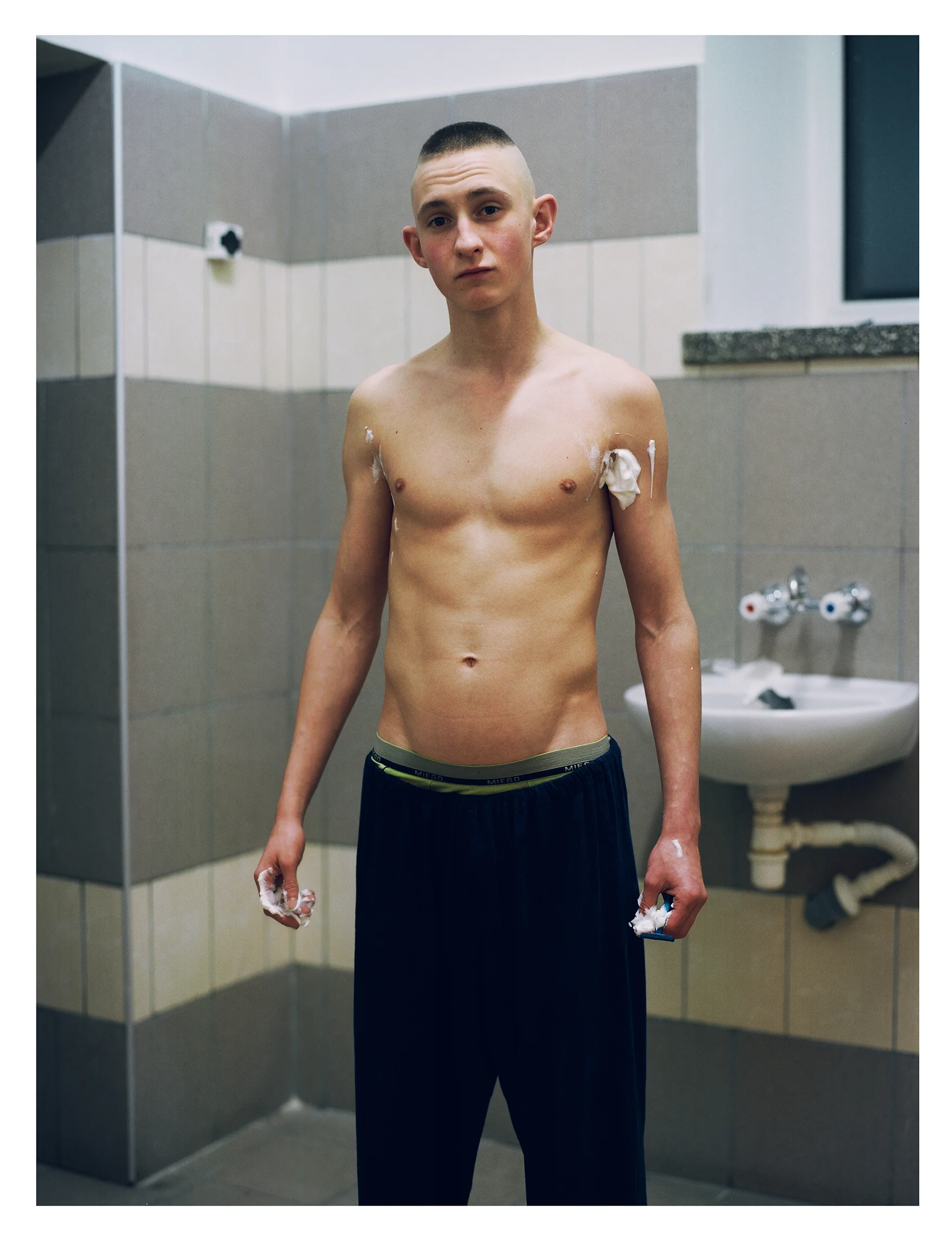 Dominik, Evening toilet. © Zuza Krajewska