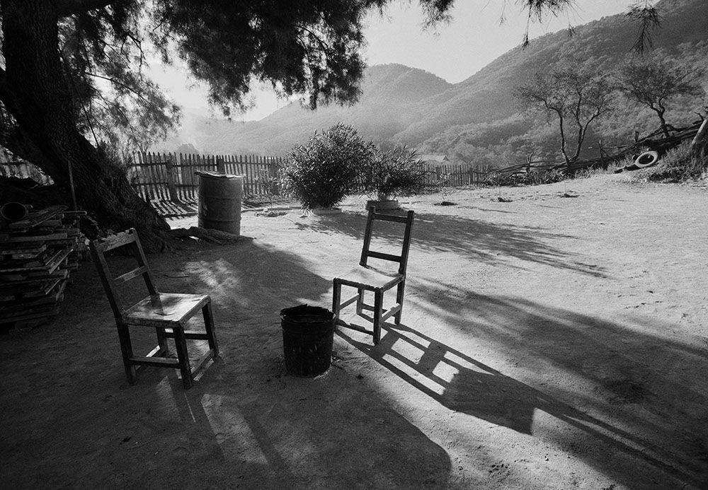 © Emily Matyas, “Conversation.” Sol y Tierra by Emily Matyas