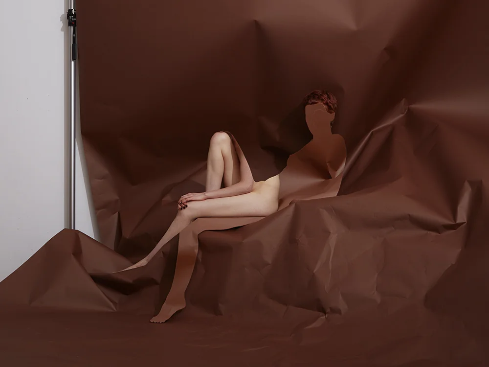Alannah Reclined and Seated, Chestnut 2017 © Bill Durgin