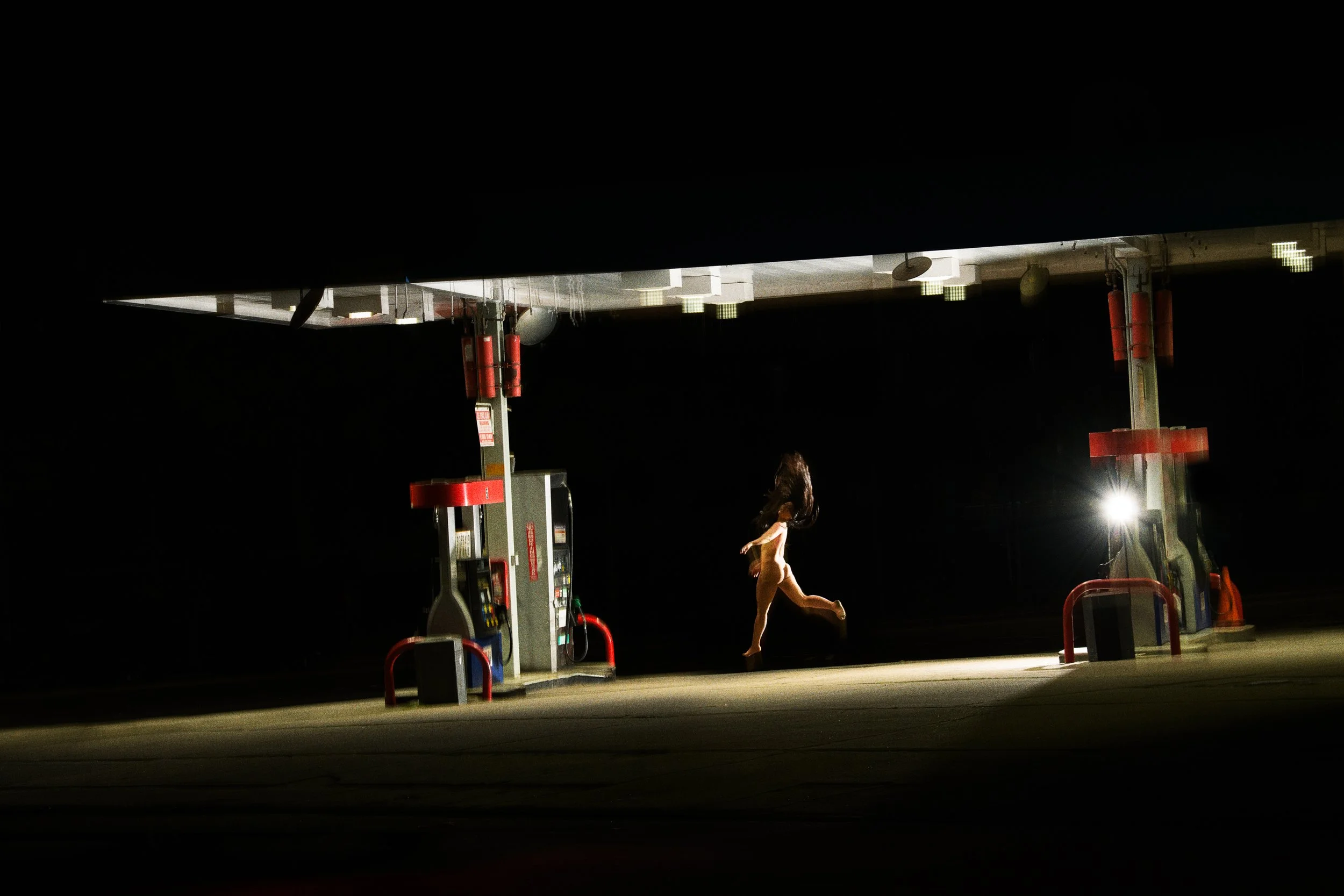 Ryan McGinley: Night Shift | Jeffery Deitch — Musée Magazine