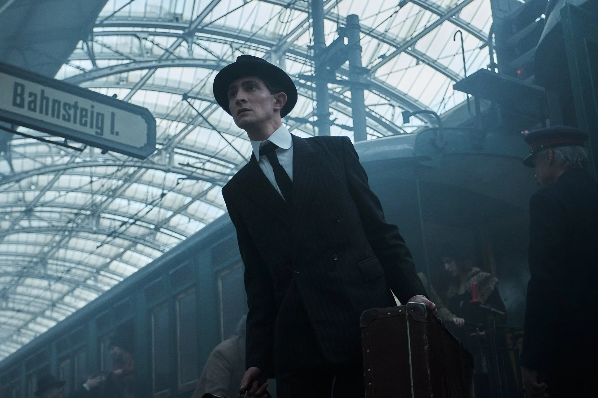Film Review | FRANZ : BECOMING KAFKA 2026 DIR. AGNIESZKA HOLLAND