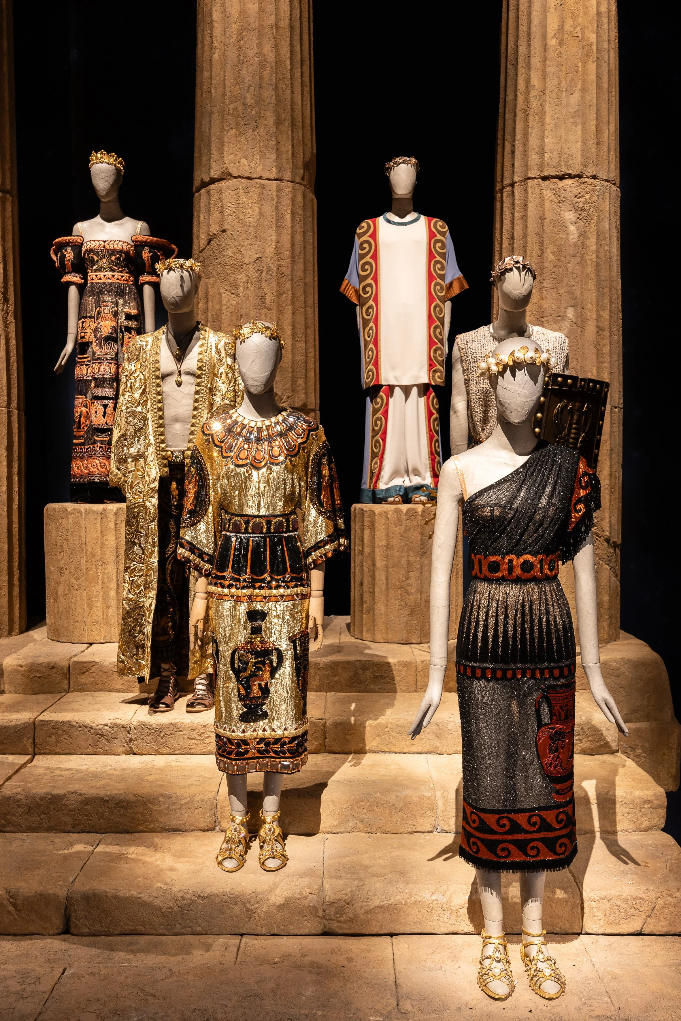 Dolce & Gabbana: From the Heart to the Hands | Grand Palais Dolce & Gabbana: From the Heart to the Hands | Grand Palais