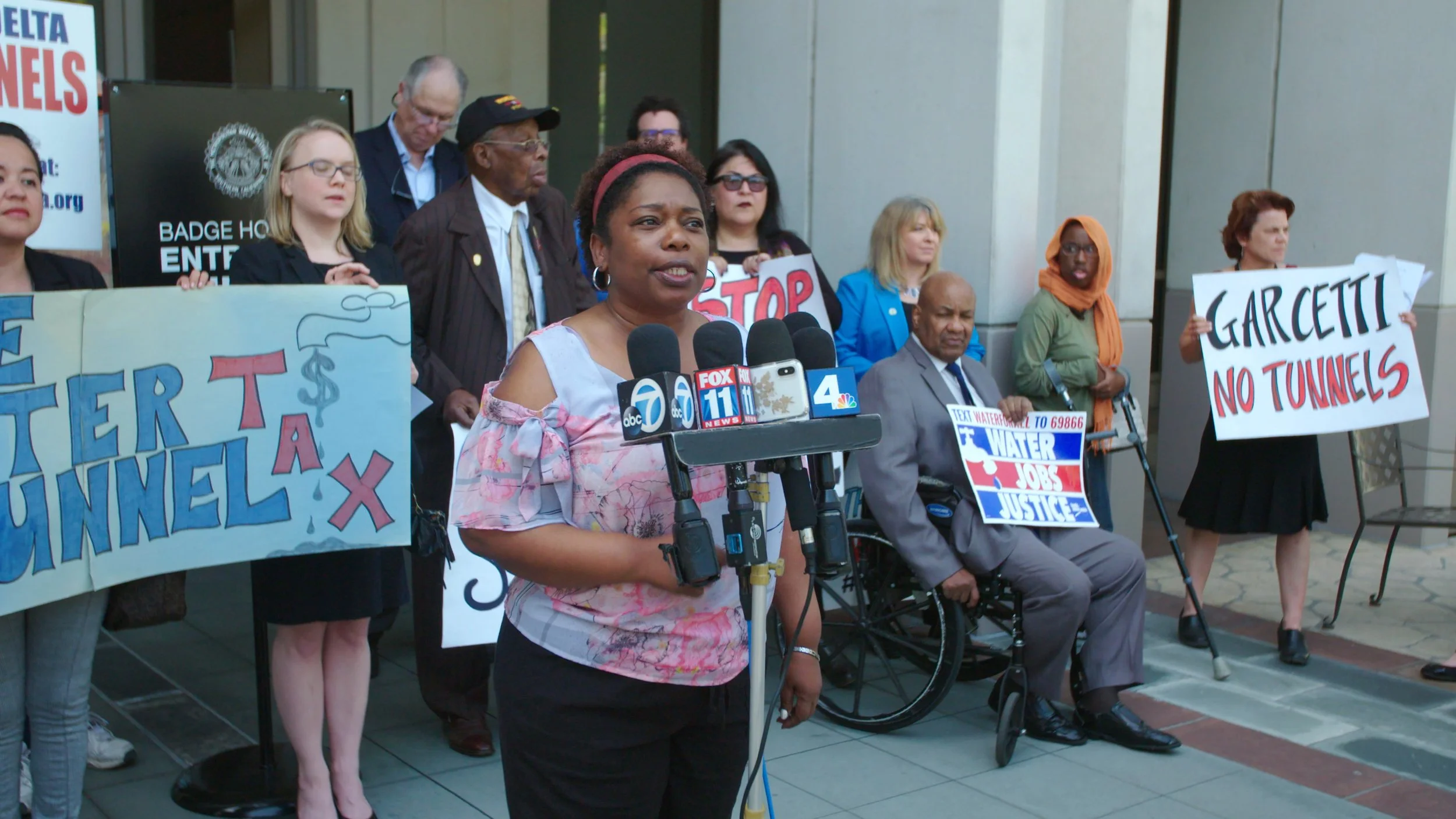 Film Review RIVERS END CALIFORNIA’S LATEST WATER WAR (2021) — Musée