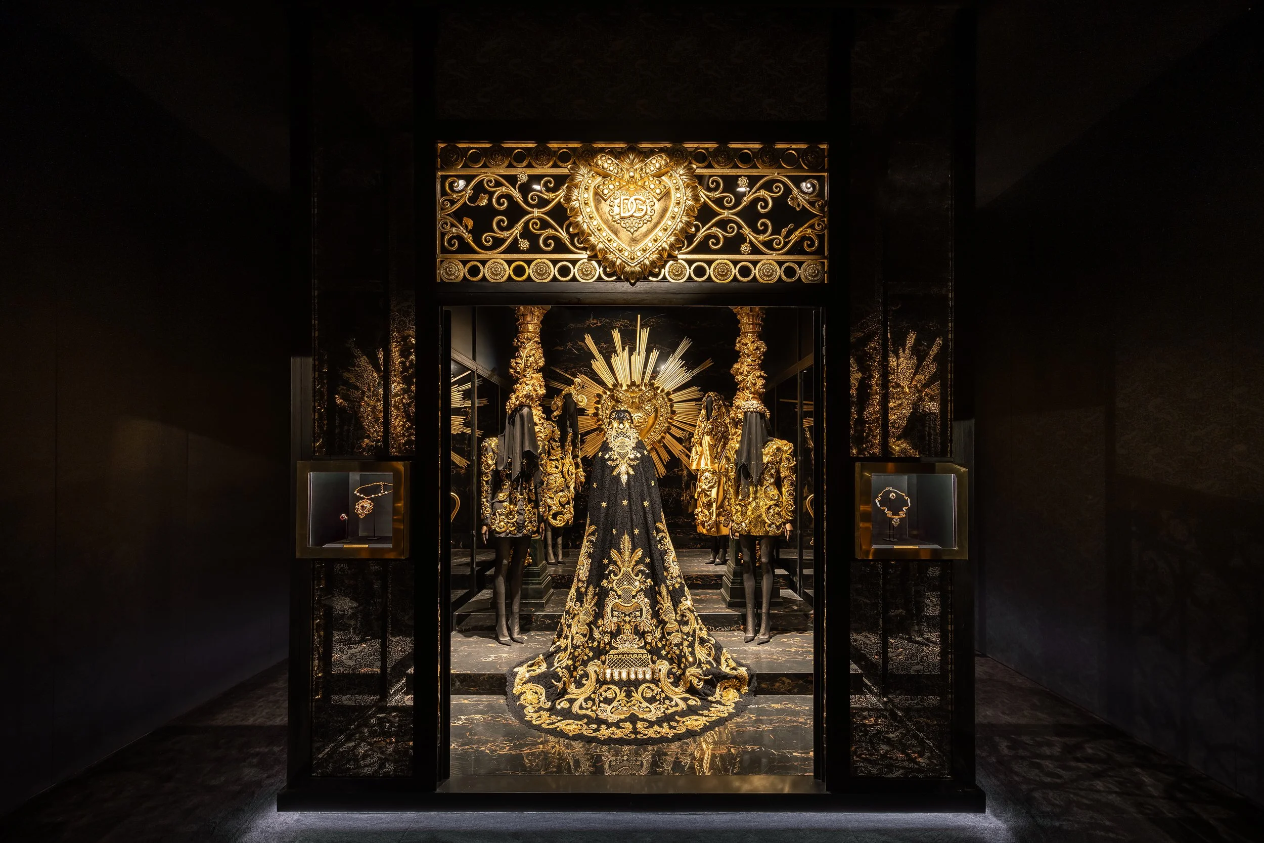 Dolce & Gabbana: From the Heart to the Hands | Grand Palais