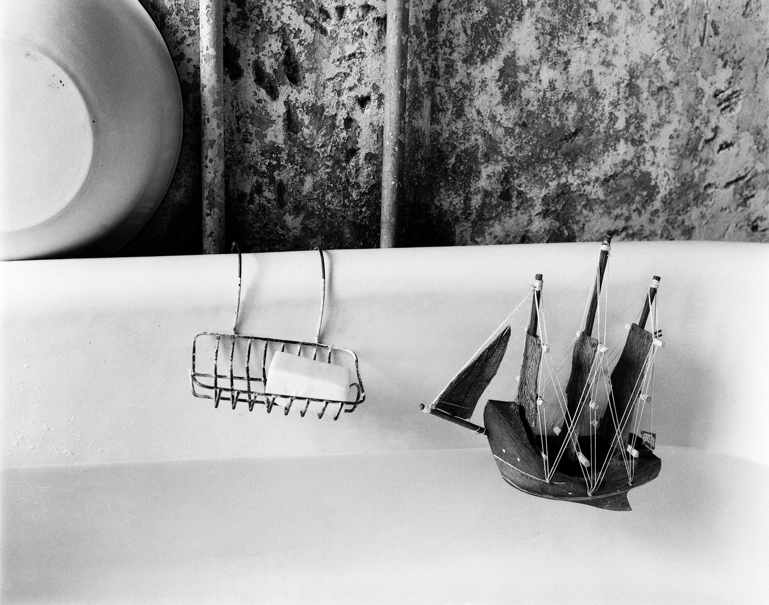 Manuel Álvarez Bravo (1902–2002) | New York Life Gallery — Musée