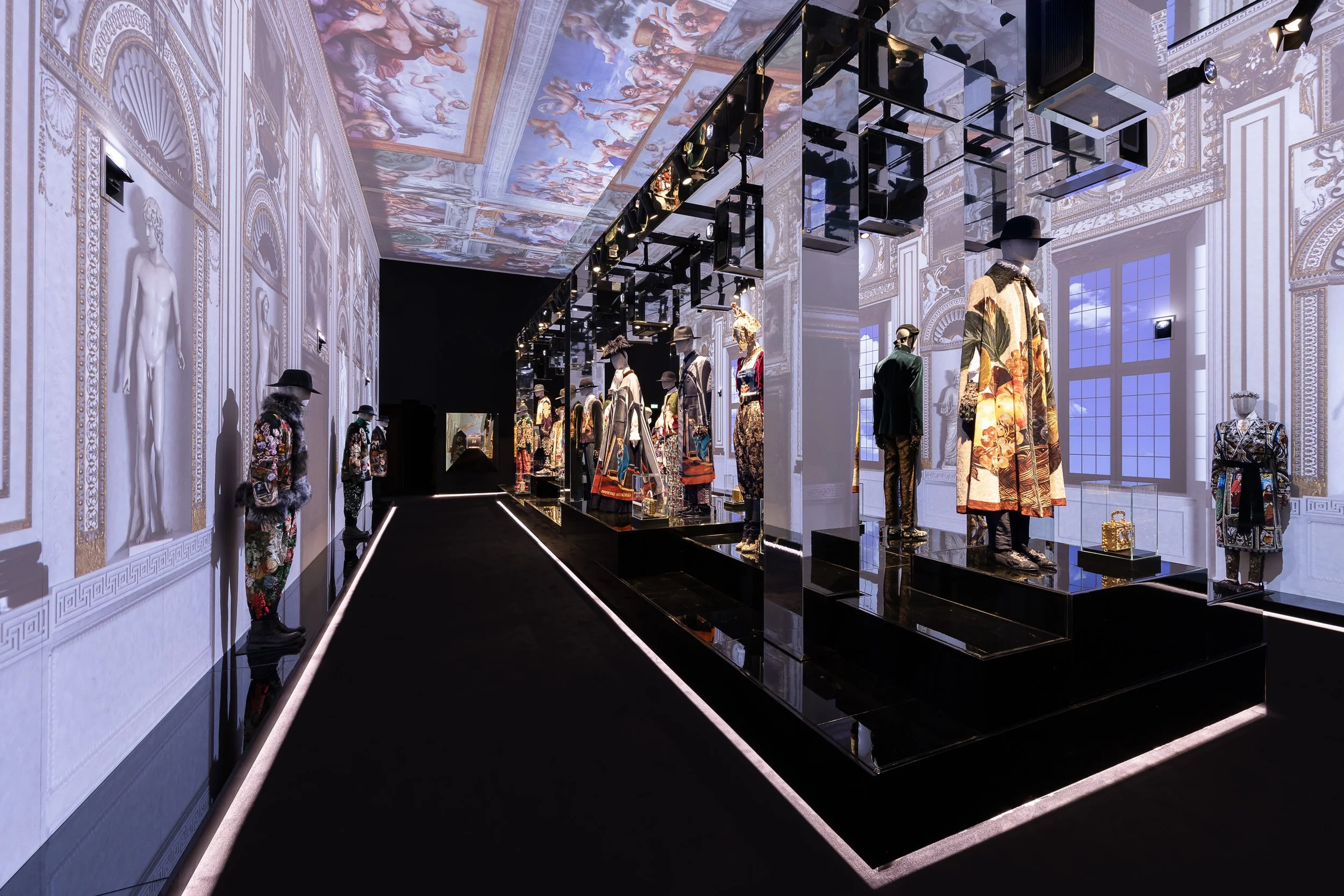 Dolce & Gabbana: From the Heart to the Hands | Grand Palais