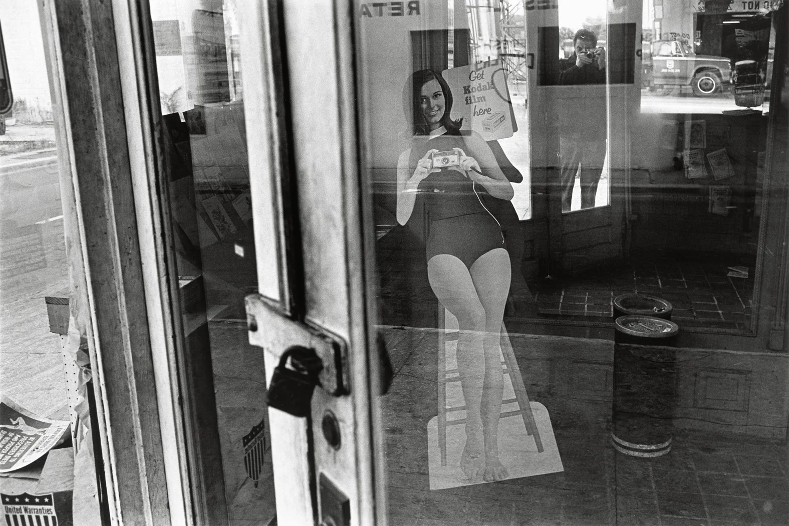 Lee Friedlander: Life Still | Aperture — Musée Magazine