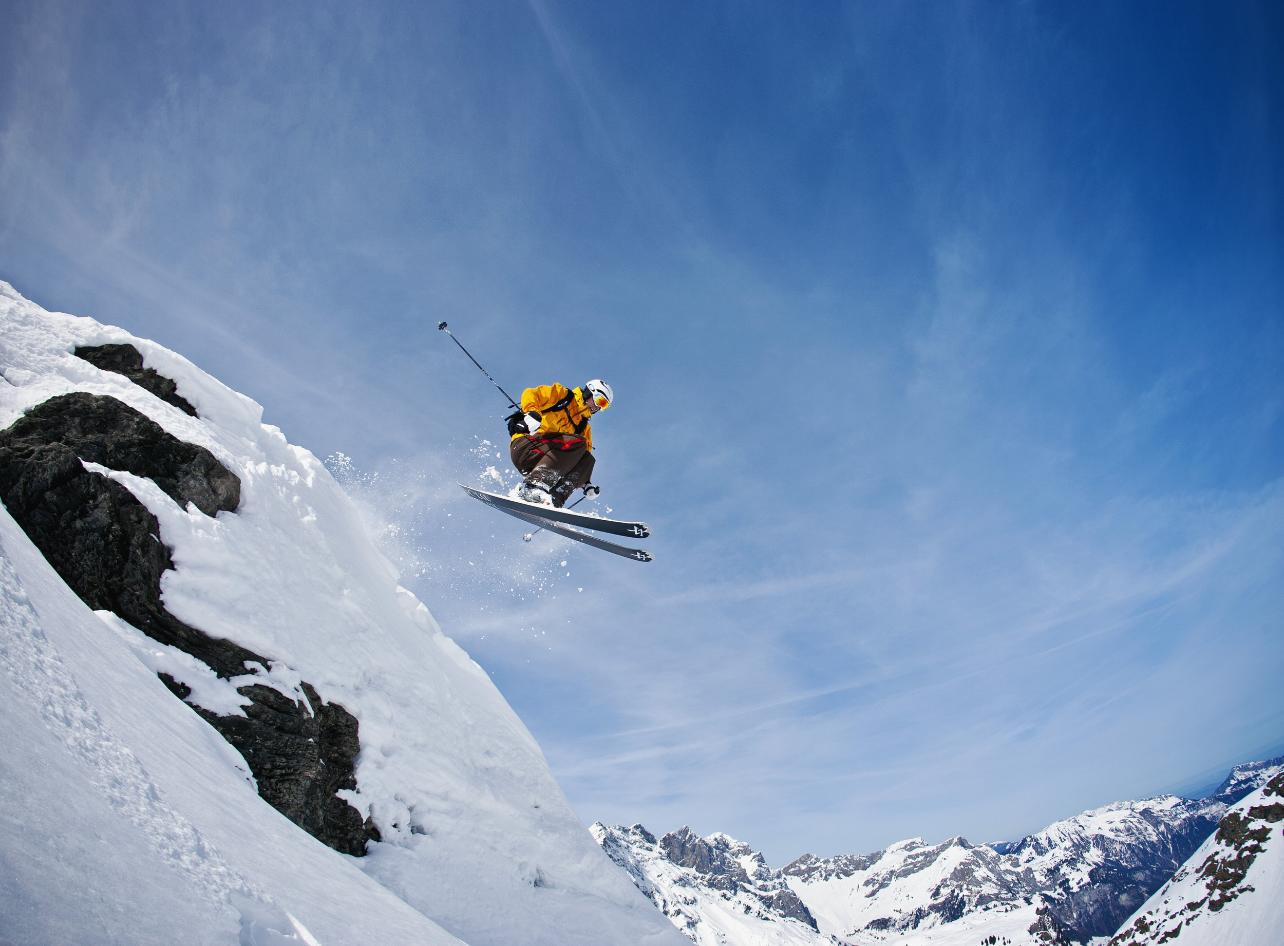 Лыжи 1995. He Skis. He Skis well перевод. Did he ski