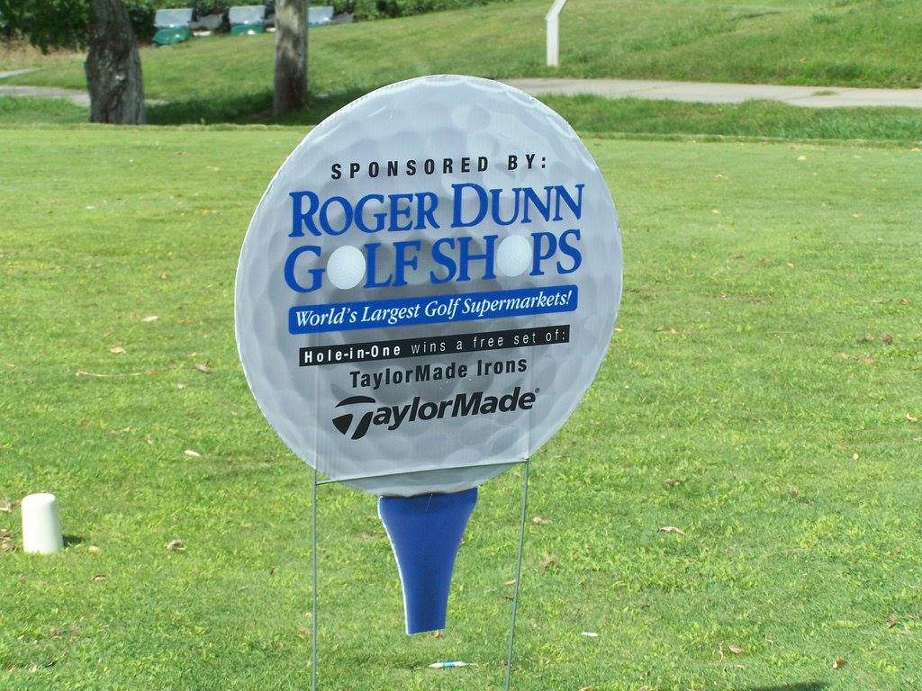 Roger Dunn Golf Shops Hole in One.jpg