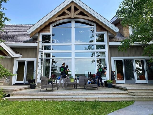 Beautiful Monday for some window cleaning #ettore #ungerninja #whiteshell