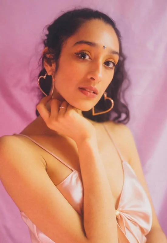 De Raveena à Lolo Zouaï : 5 artistes qui modernisent le R’n’B