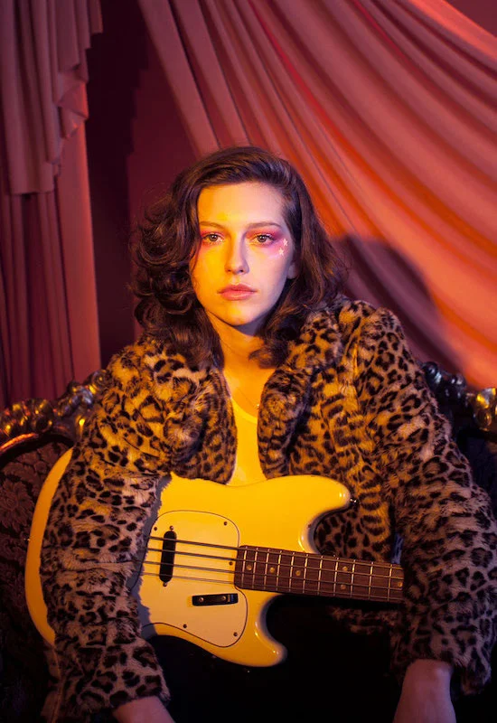 Qui est King Princess, le nouveau visage queer de la pop américaine ?