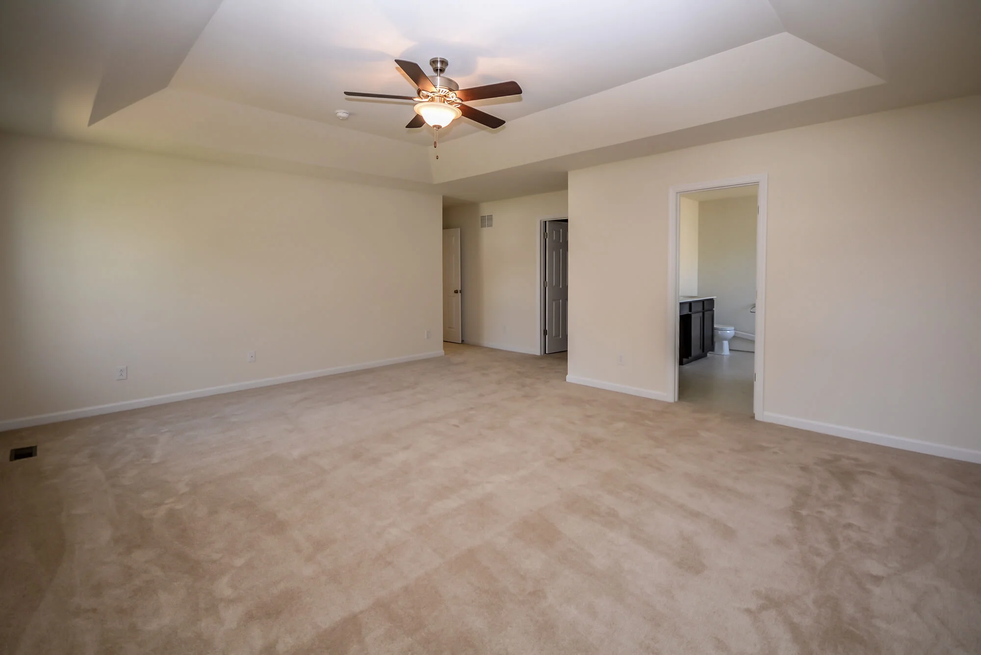 McBride_Far_Oaks_O'Fallon_Illinois_Nottingham-45.jpg