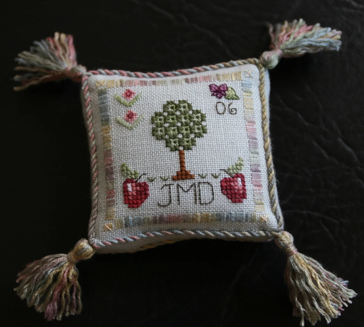 Tree Pincushion