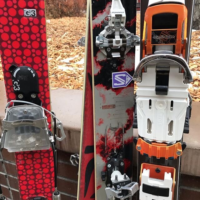 How do you access the backcountry? NTN or 75mm, tech or frame bindings? This gear pick Wednesday is 15% off all Tele, AT skis and boots . Good through Friday! .
.
.
#gearpickwednesday #backcountryskiing #telemarkskiing #dynafit #22designs #downtowngj