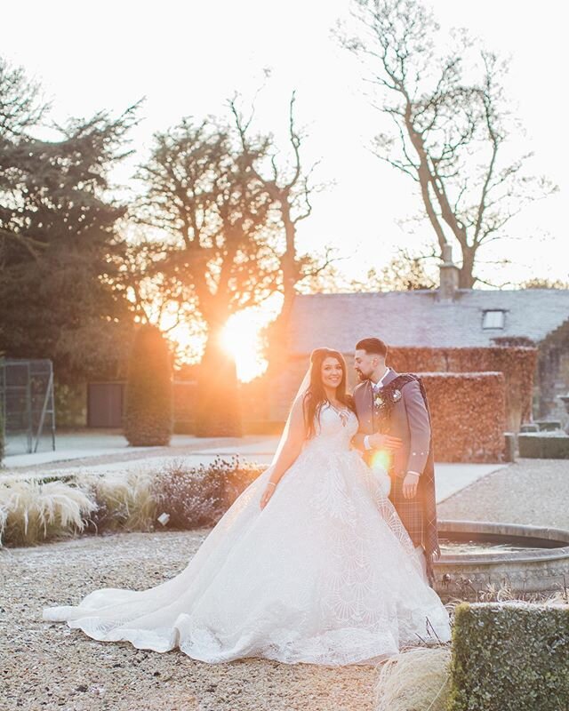 Winter sunsets 🌅😍 with the stunning Jasmine and Albi 💕 @carlowrie_castle @skmakeupstudio @mccalls_glasgow @supernovaweddingdesign @cinematefilms #charleswedding19