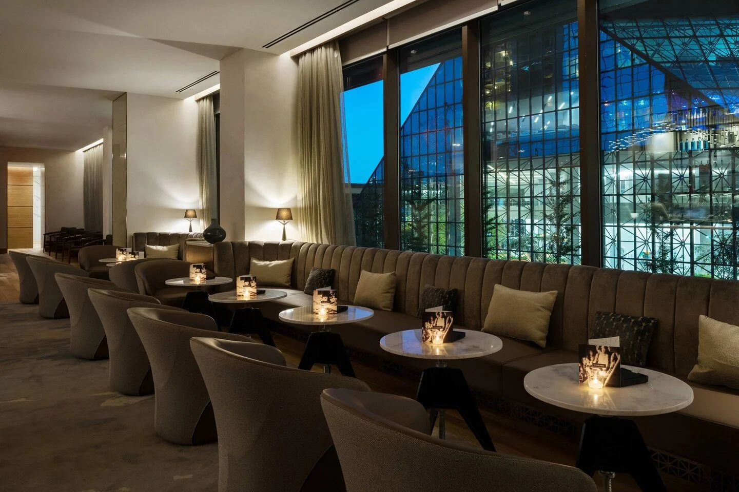 nyclf-lounge-1545-hor-clsc.jpg