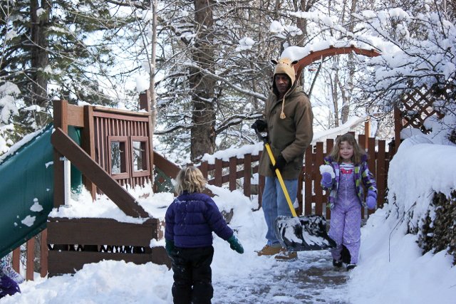 Cheney.snow.AmeliaV,Anika,Cheney .jpg