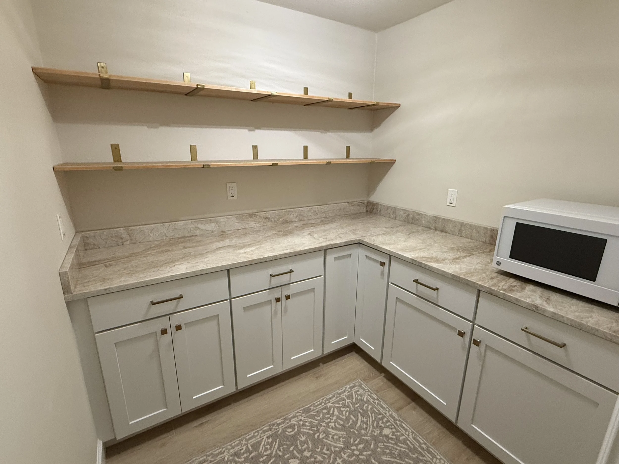 Butler Pantry in Seminole, Florida