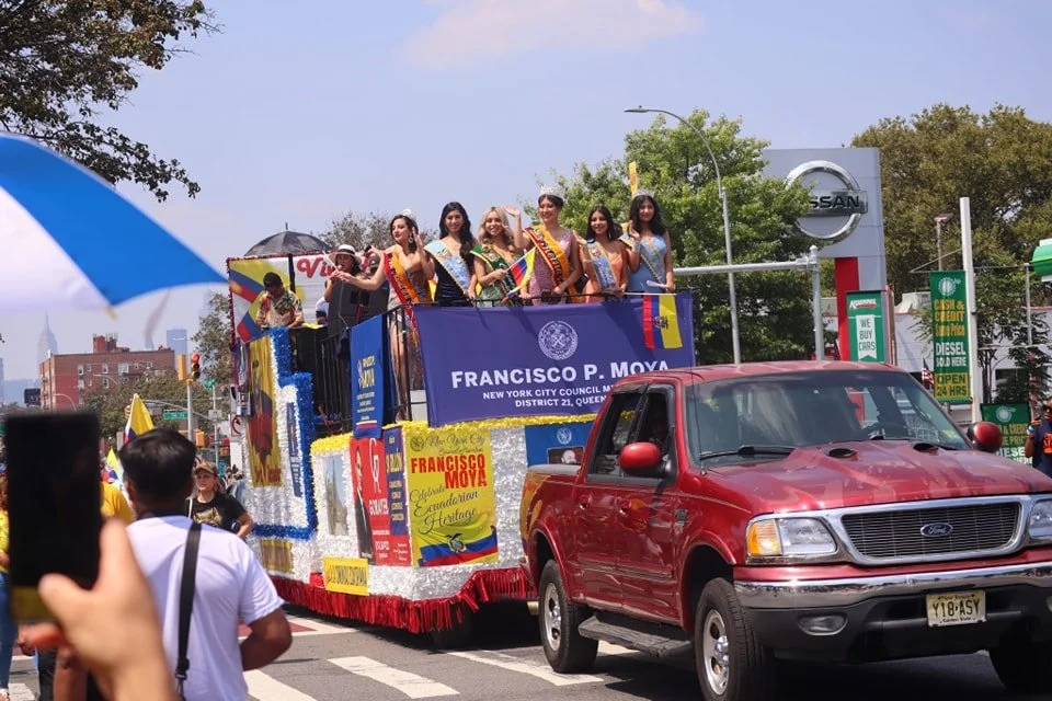 43 Desfile Ecuatoriano Gorayeb