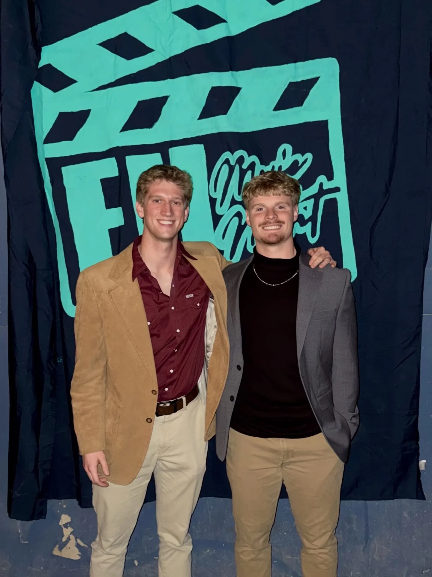 Roll film 🎞️🍿🎬