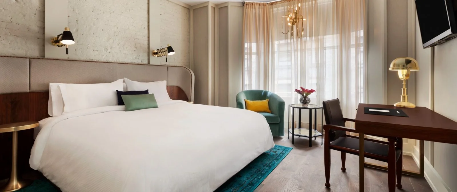 SZPROJECTS_EVELYNHOTEL_01.jpg