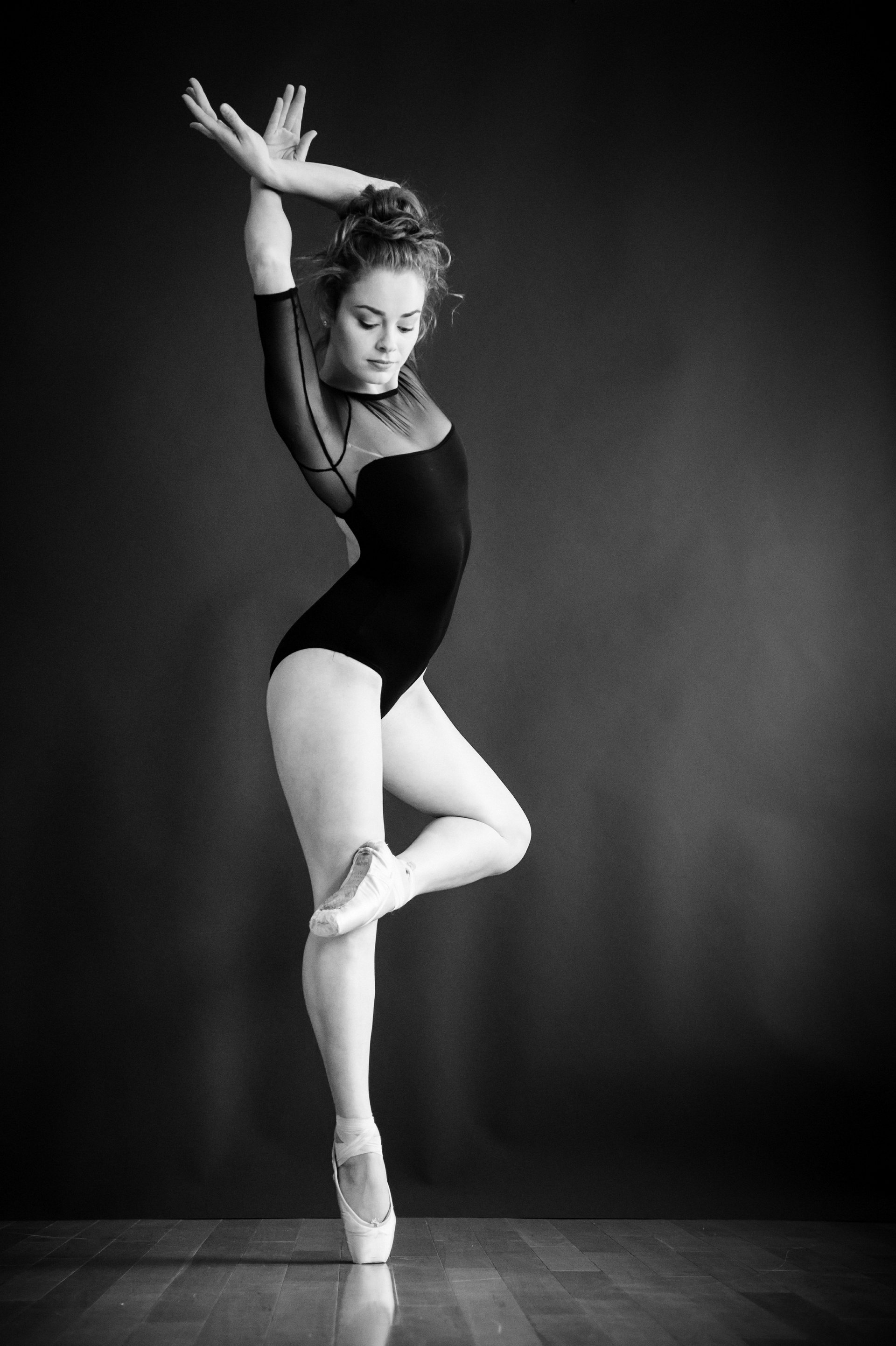 nEO_IMG_Marissa Dance-47-BW.jpg