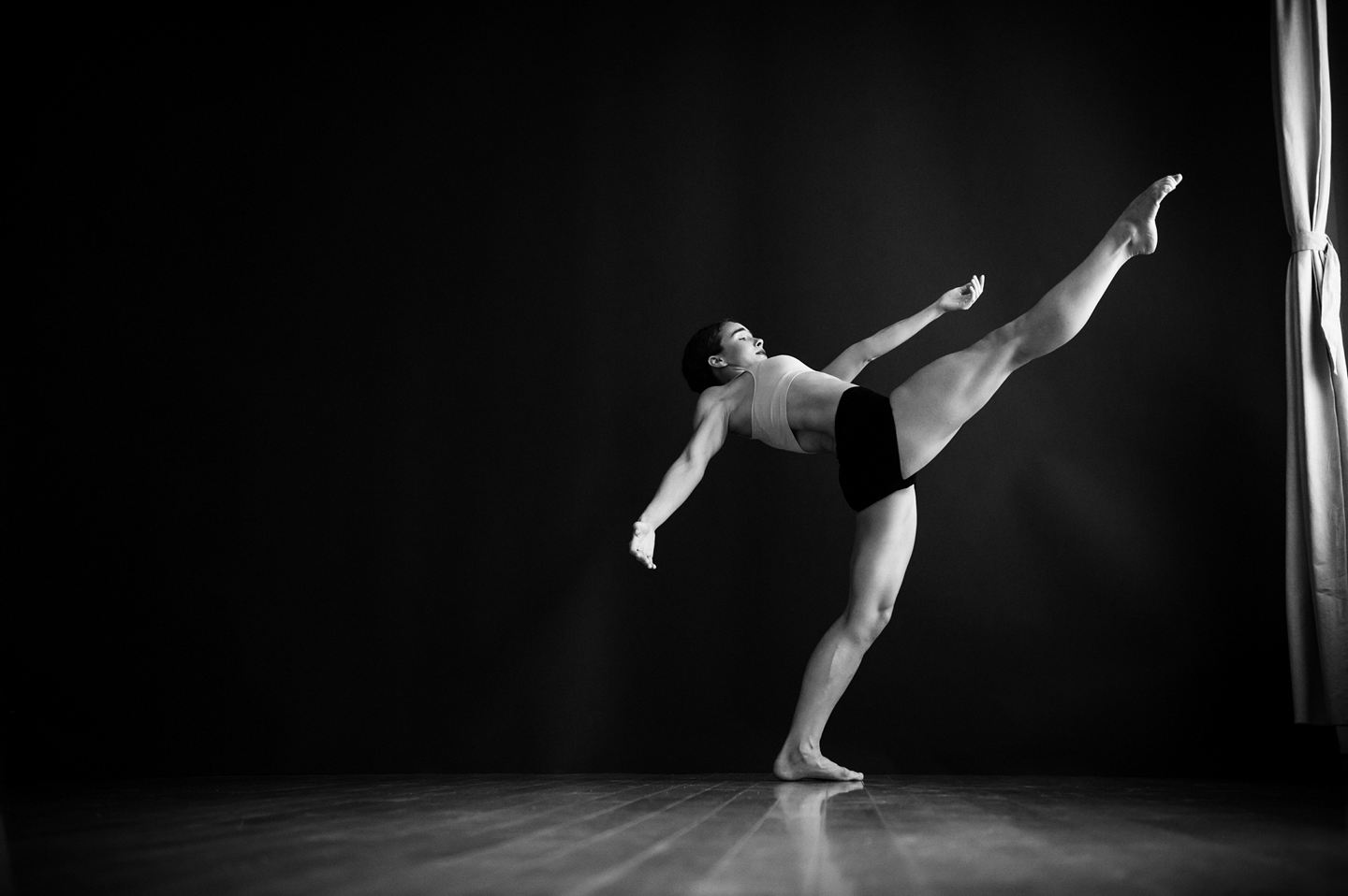 Los Angeles Dance Portrait Photo - Olga Sokolova - by Tommy Xing Photography 08.JPG