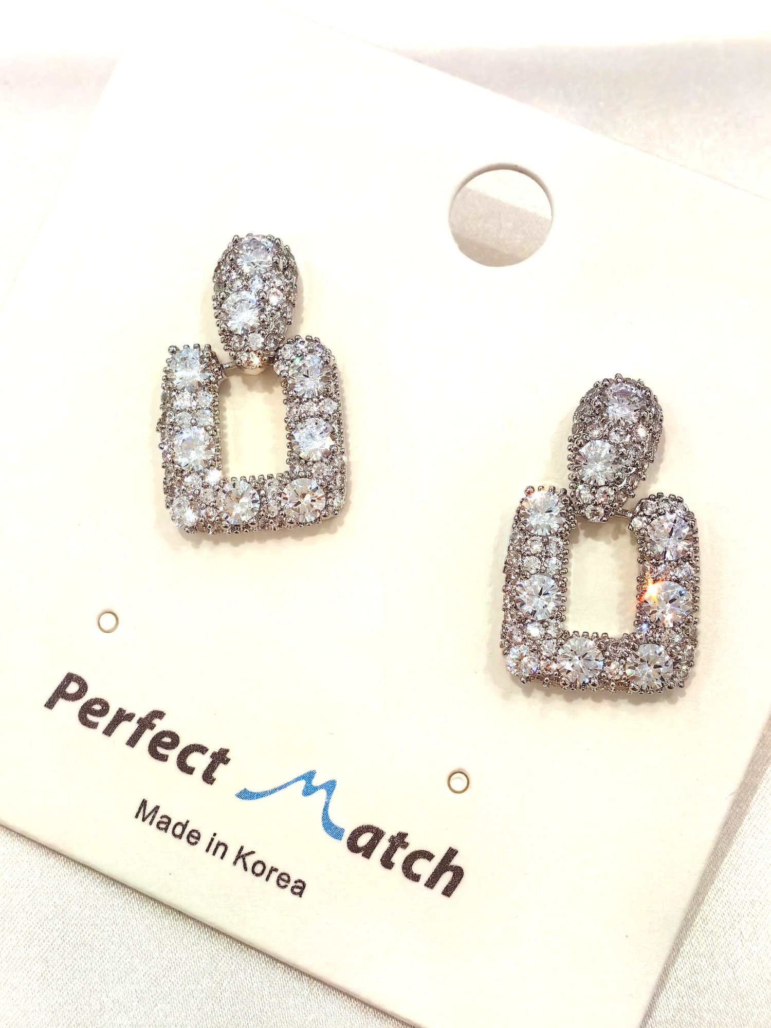 EARRING — Perfect Match - Scarves, Fashion Accessories
