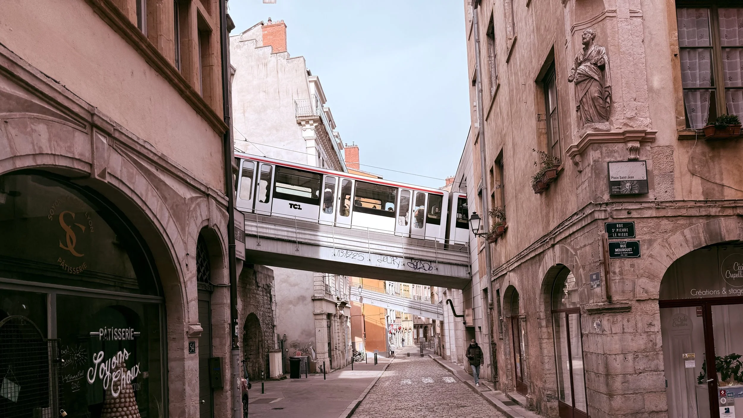 Leon, France