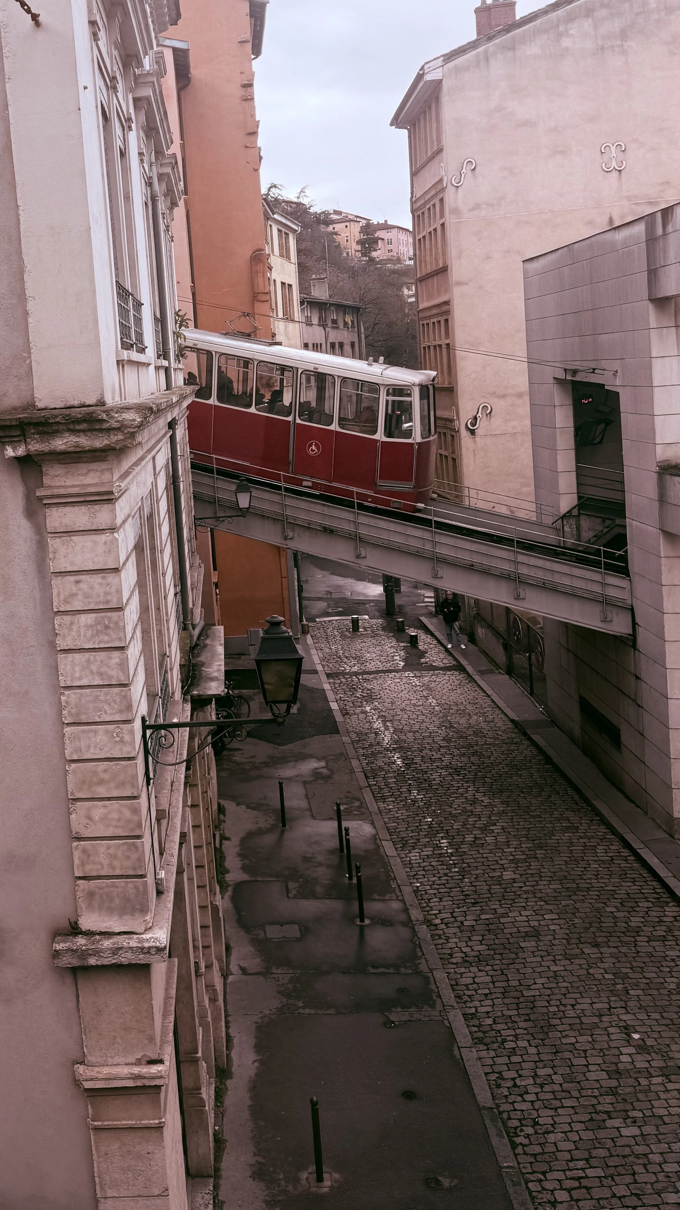 Leon, France