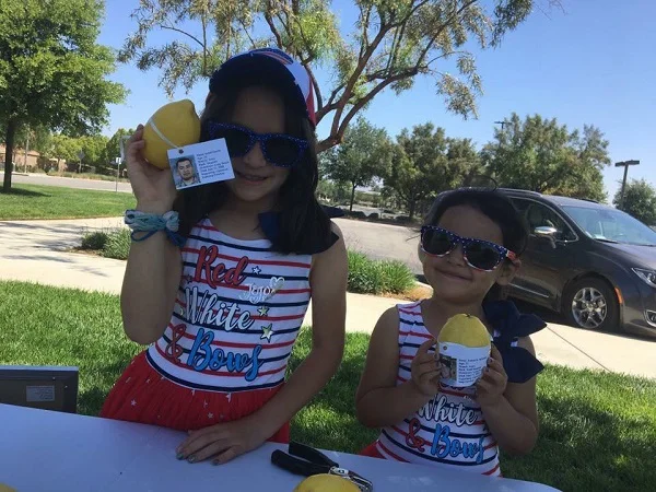 lemonade stand.jpg