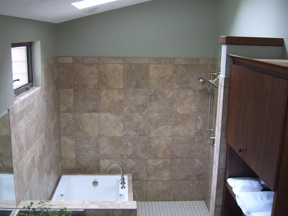 bathroom-reno-tiled-shower.jpg