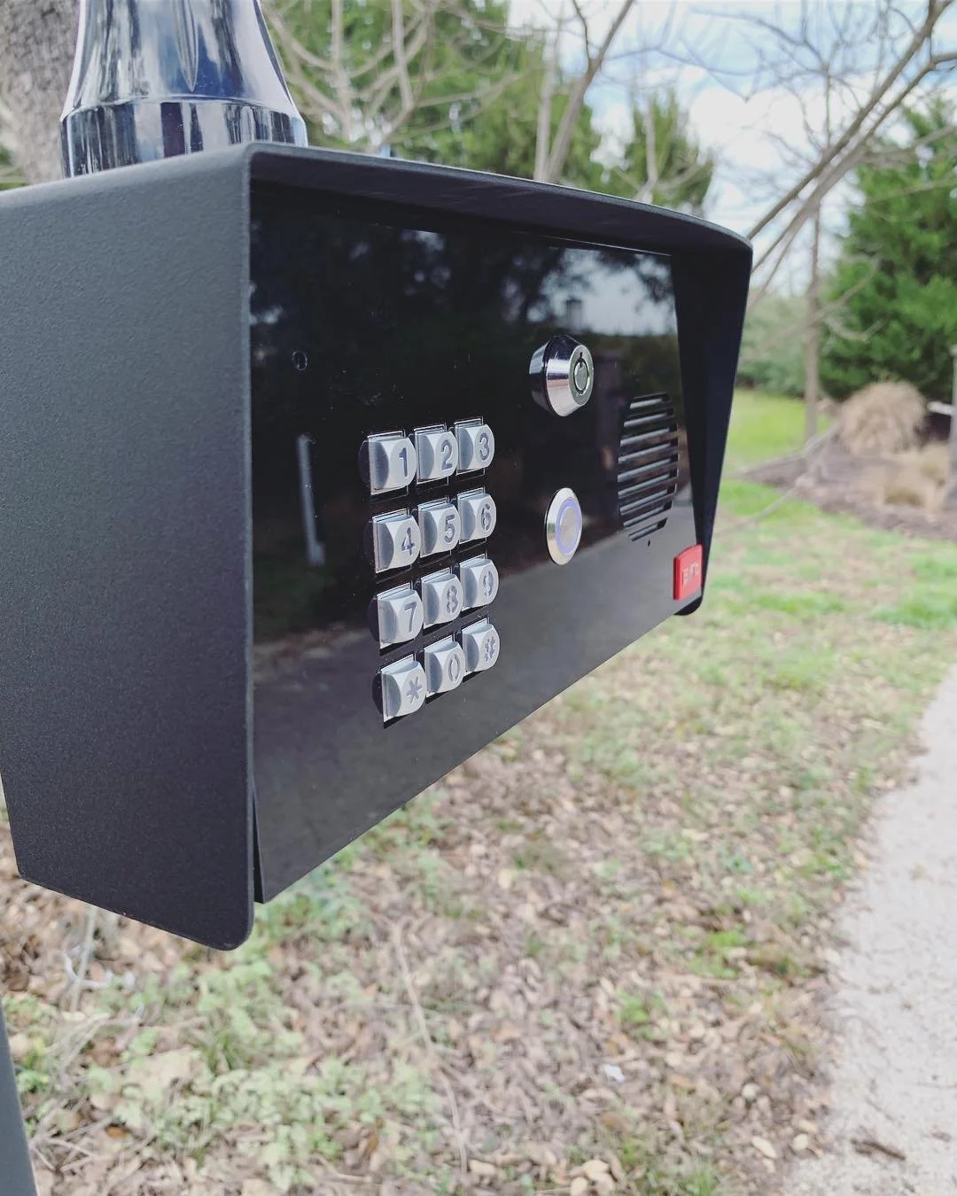New product alert! Swipe right to see the App! 
Introducing the BFT Cellbox Prime 4G LTE access control system.  A perfect telephone entry solution for the modern residential gate.  Access full gate control through a Smartphone App.  No POTS phone li