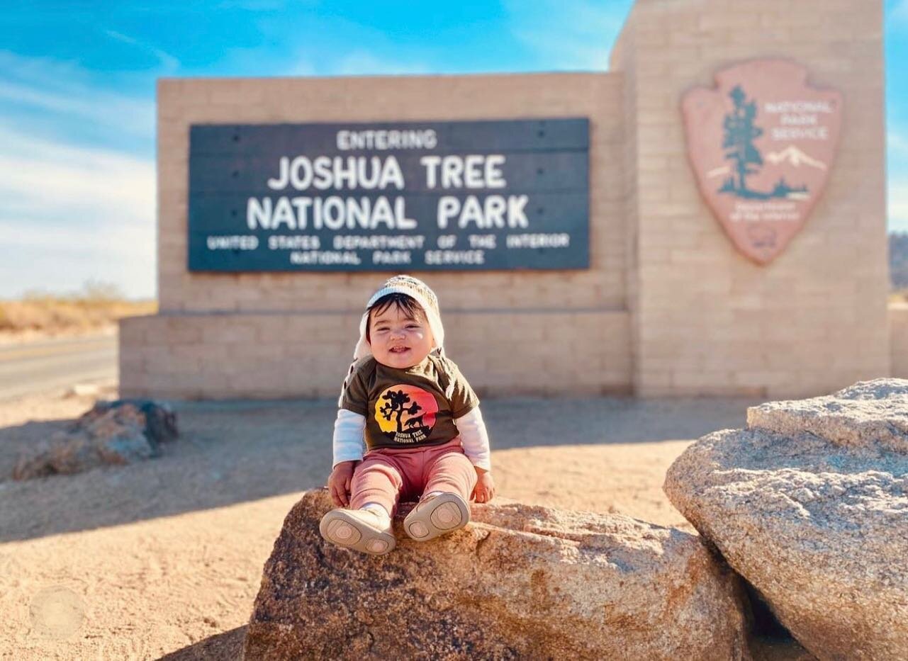 Cuteness! &hearts;️ thanks for stopping by @__nuggetron__  nice shirt! #joshuatree #coyotecorner #joshuatreestore #tshirt #baybay #cutie #cutiepie #jtnp #weloveourcustomers #cutekids #sweetbaby