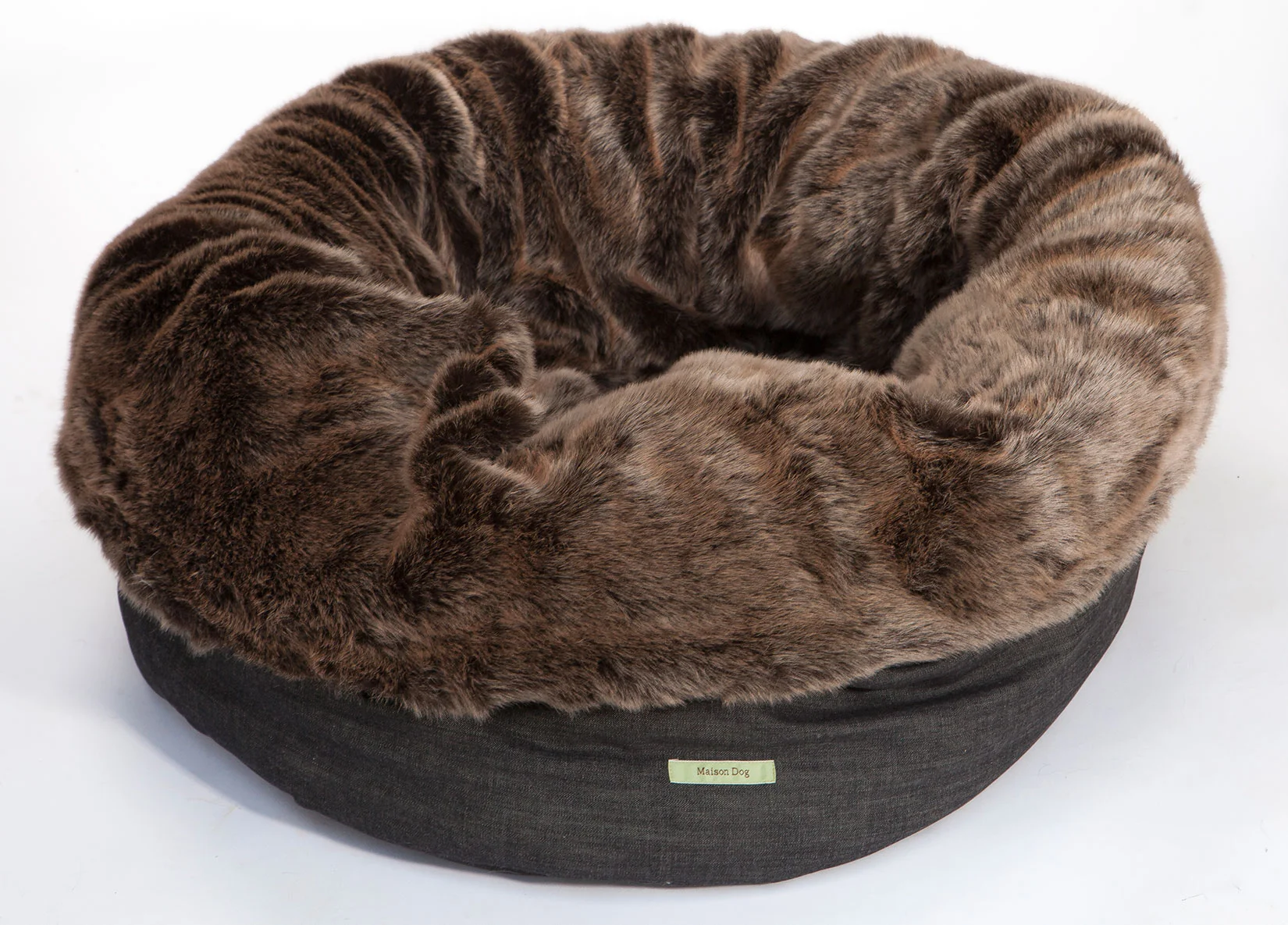 Maison Dog Luxury faux fur pet beds