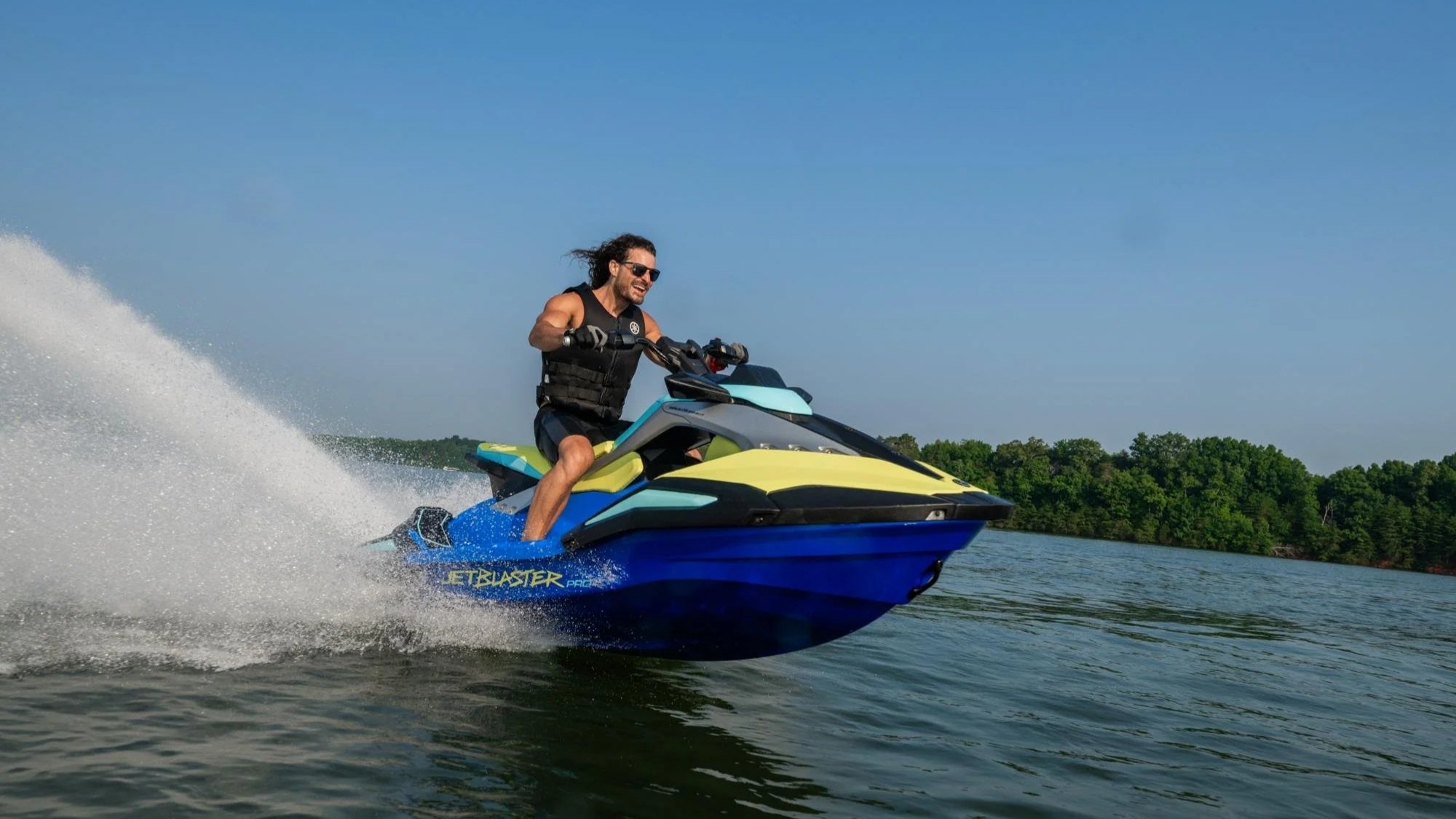 2026-Yamaha-JETBLASTERPRO-EU-Azure_Blue___Lunar_Yellow-Action-001-03.jpg