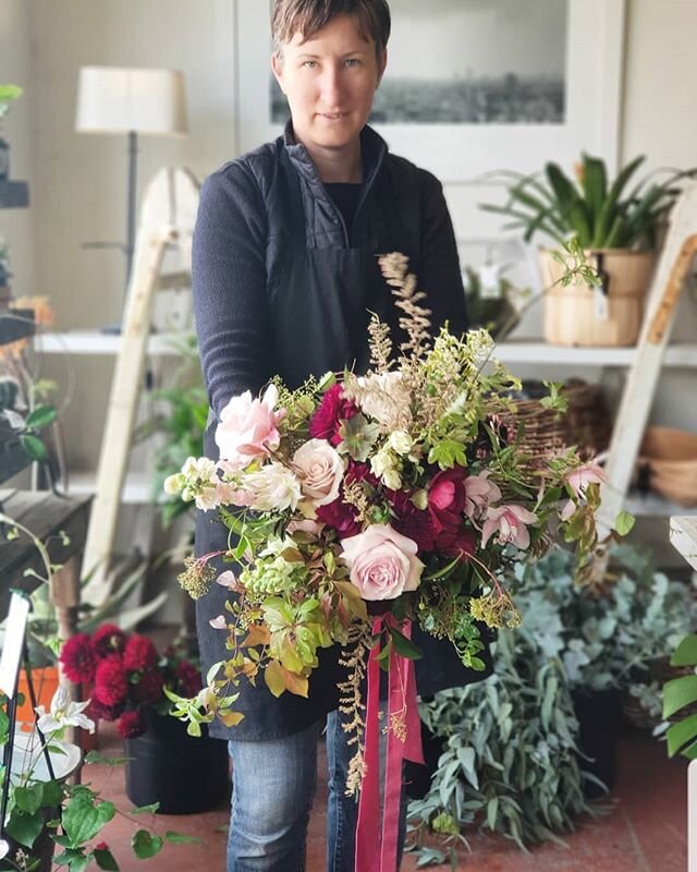 Love this bouquet I created for Jess.  Warm and sexy autumnal tones with just a hint of amber.
.
.
.
.
.
#bridesbouquet #weddingflowers #weddingday #flowersinavase1 #woodendflorist #romanticflowers #etherealflowers #weddingday 
#pinkandburgunday 
#ma