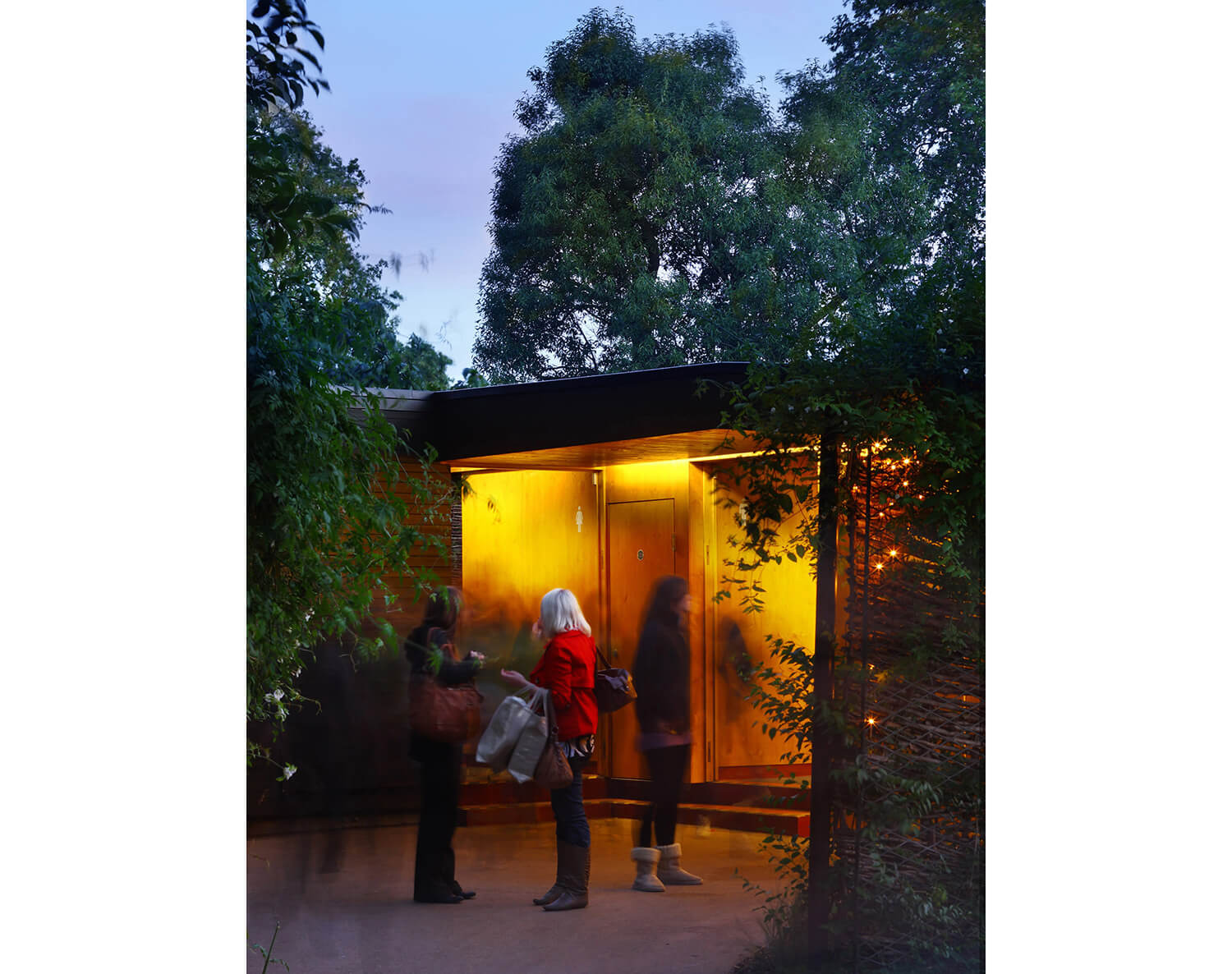 Open Air Theatre 3 - 1500W RGB - Prewett Bizley Architects.jpg