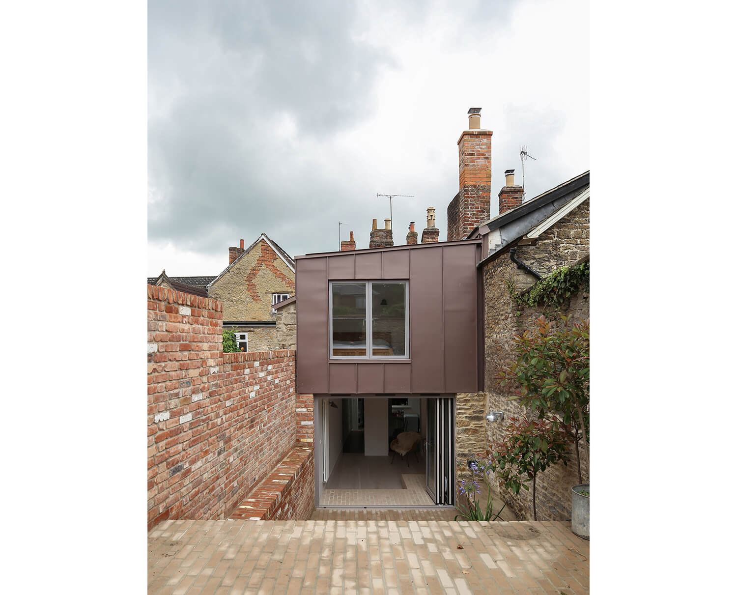 Bruton-Narrow-House-Somerset-Prewett-Bizley-Architects